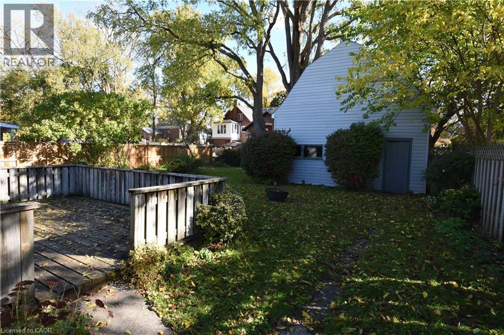 85 Head Street N, Simcoe, ON - Outdoor