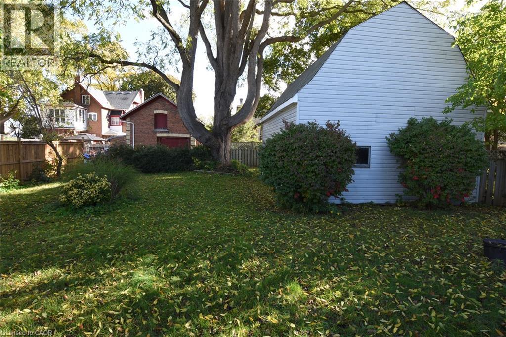 85 Head Street N, Simcoe, ON - Outdoor