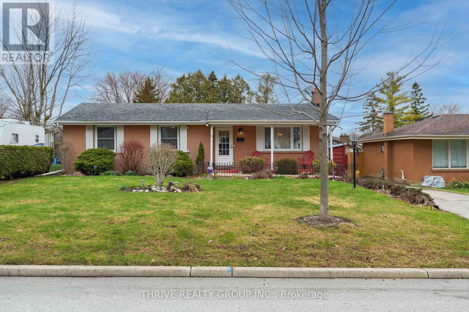 6 Southwood Crescent, London South (South D), ON - Outdoor With Facade