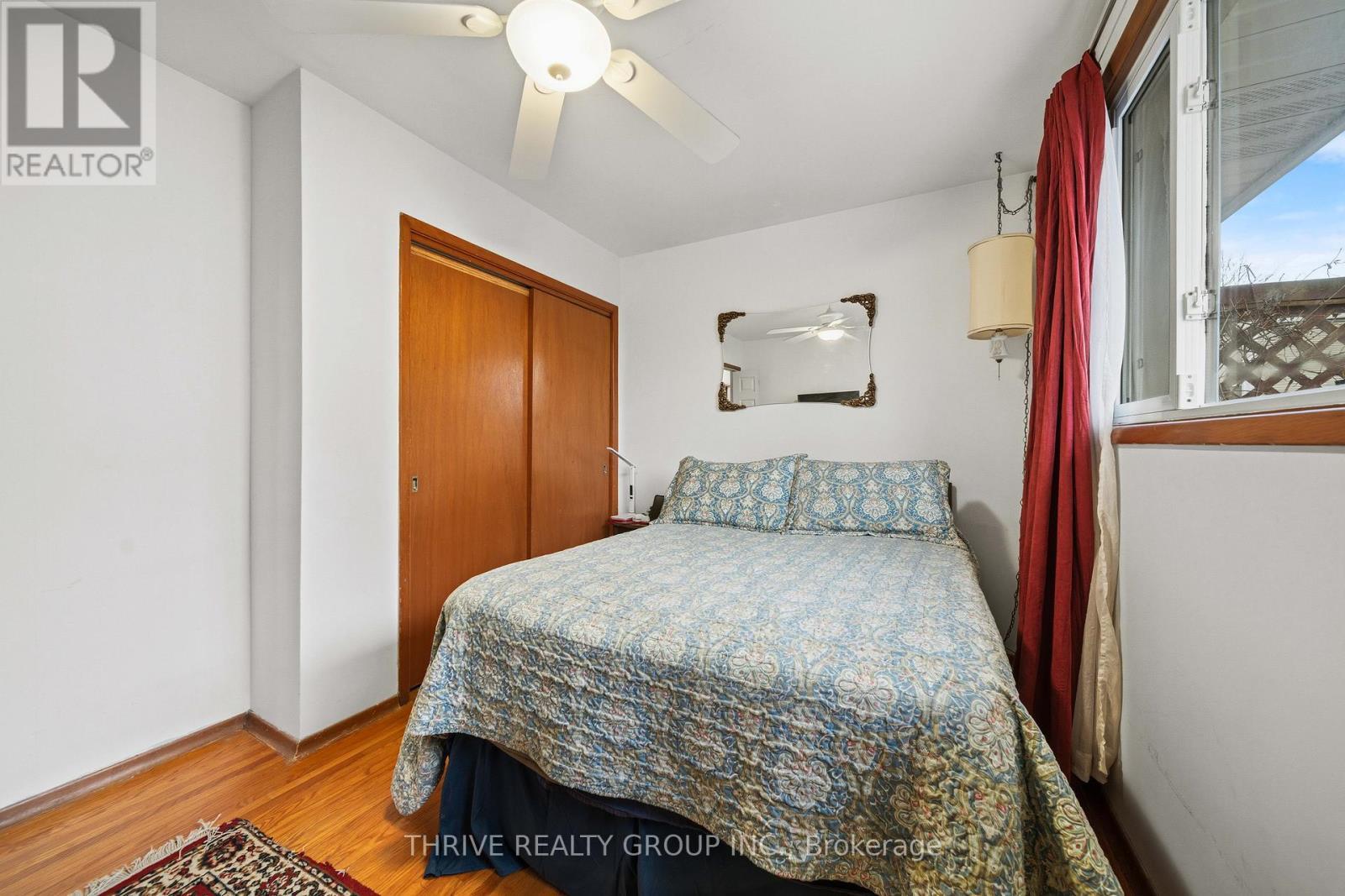 6 Southwood Crescent, London South (South D), ON - Indoor Photo Showing Bedroom