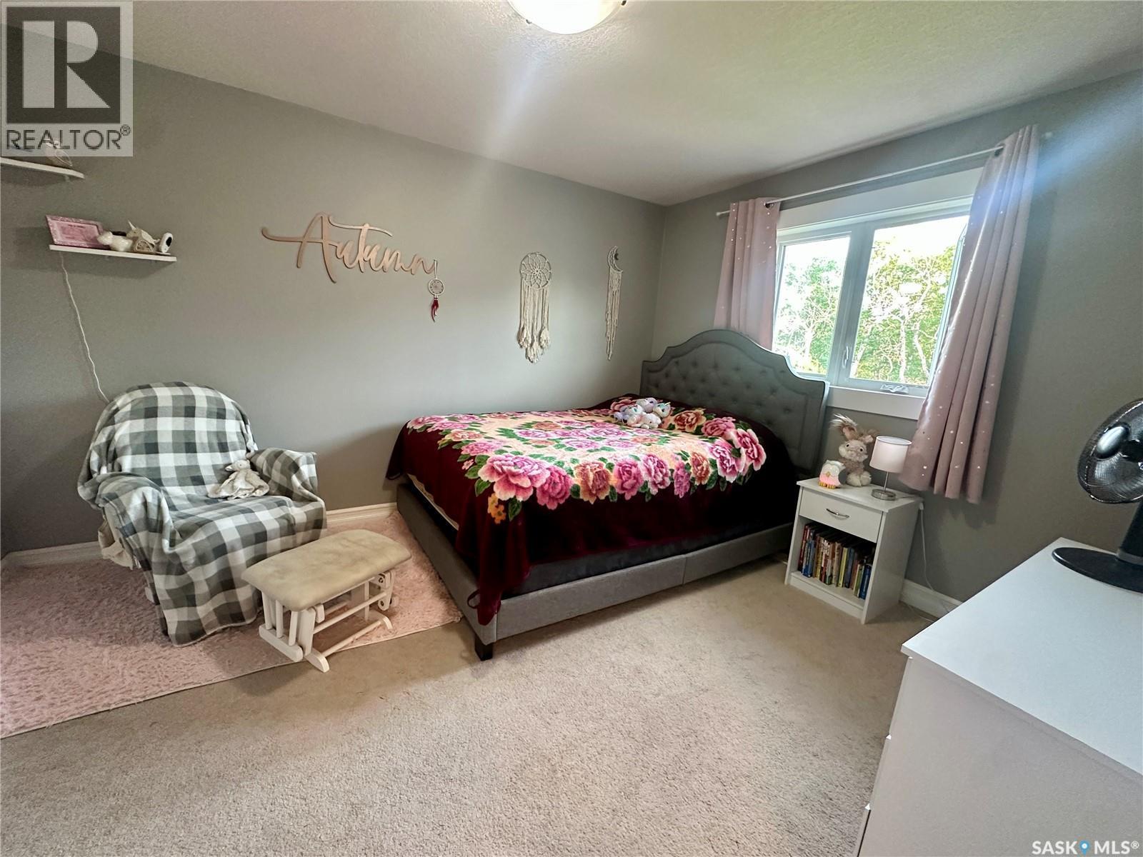 205 Roberts Avenue, Canora, SK - Indoor Photo Showing Bedroom