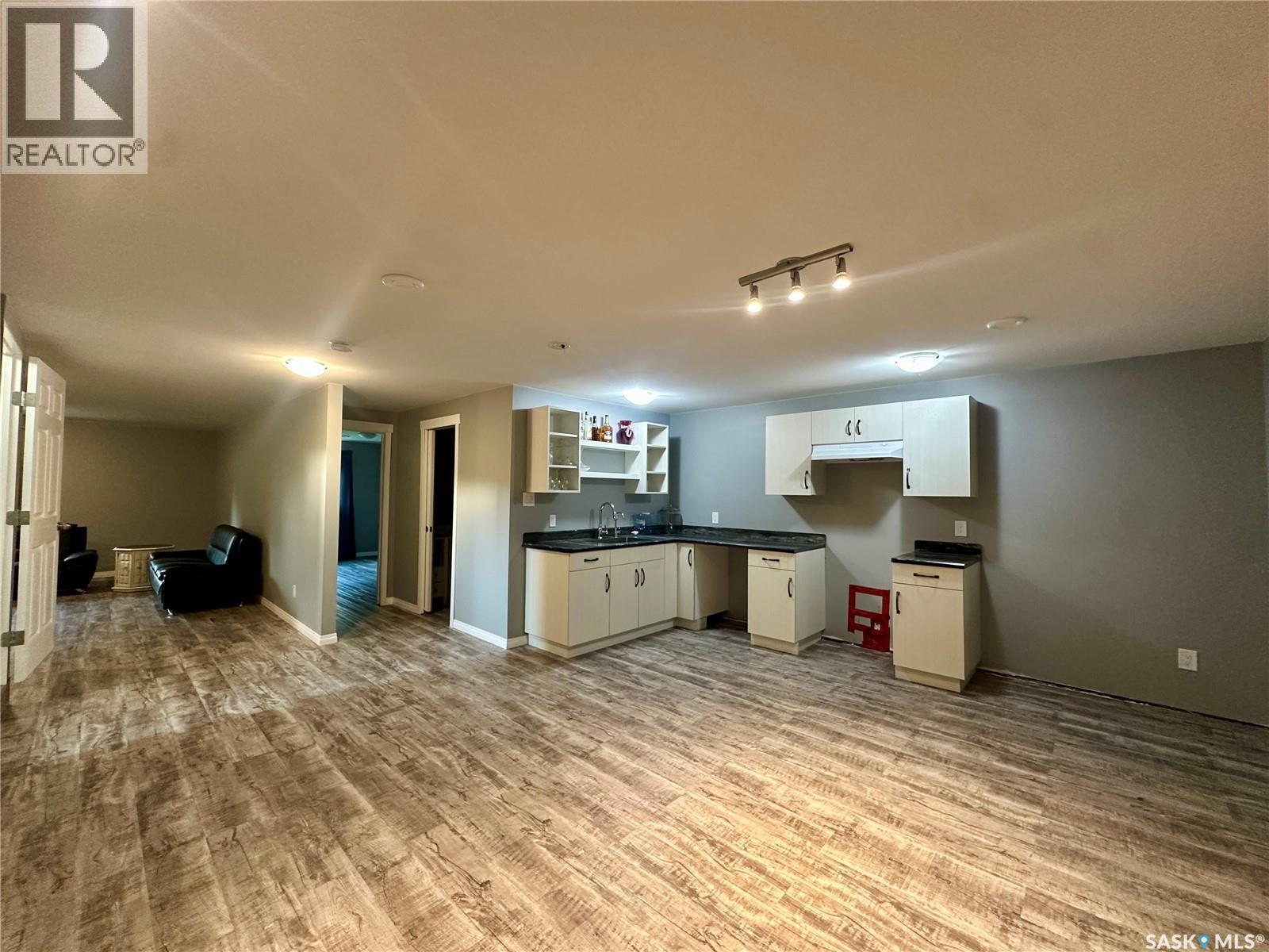 205 Roberts Avenue, Canora, SK - Indoor