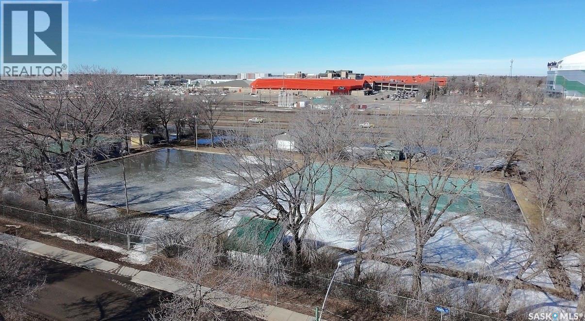 3809 Victoria Avenue, Regina, SK - Outdoor With View