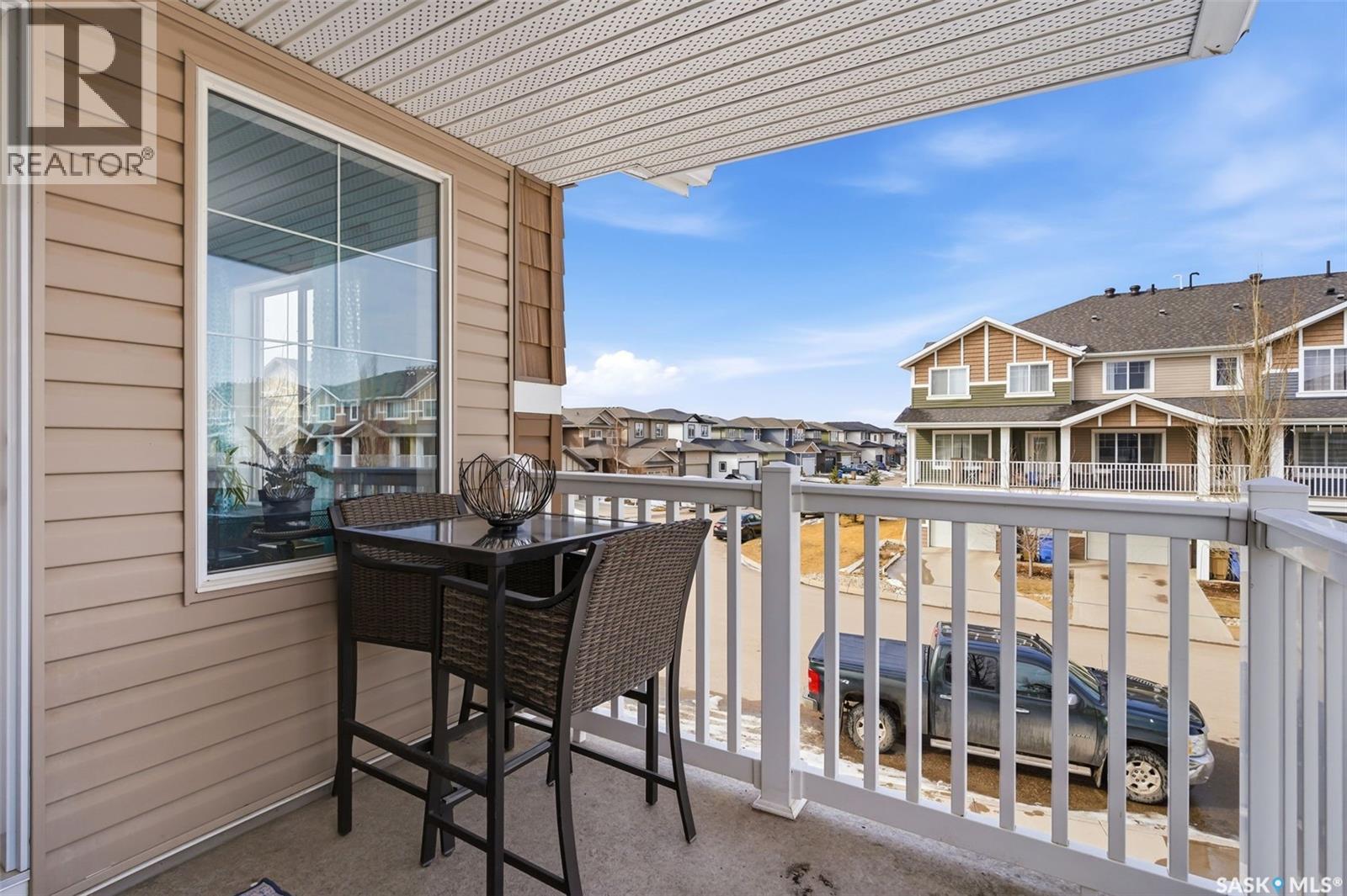 28 5742 Gordon Road, Regina, SK - Outdoor