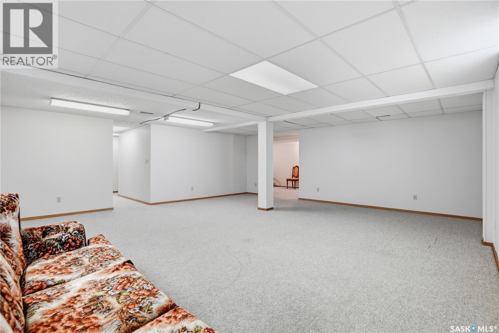 681 Canada Street, Central Butte, SK - Indoor