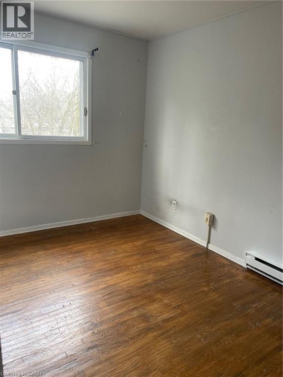 74 William Street W, Waterloo, ON - Indoor Photo Showing Other Room