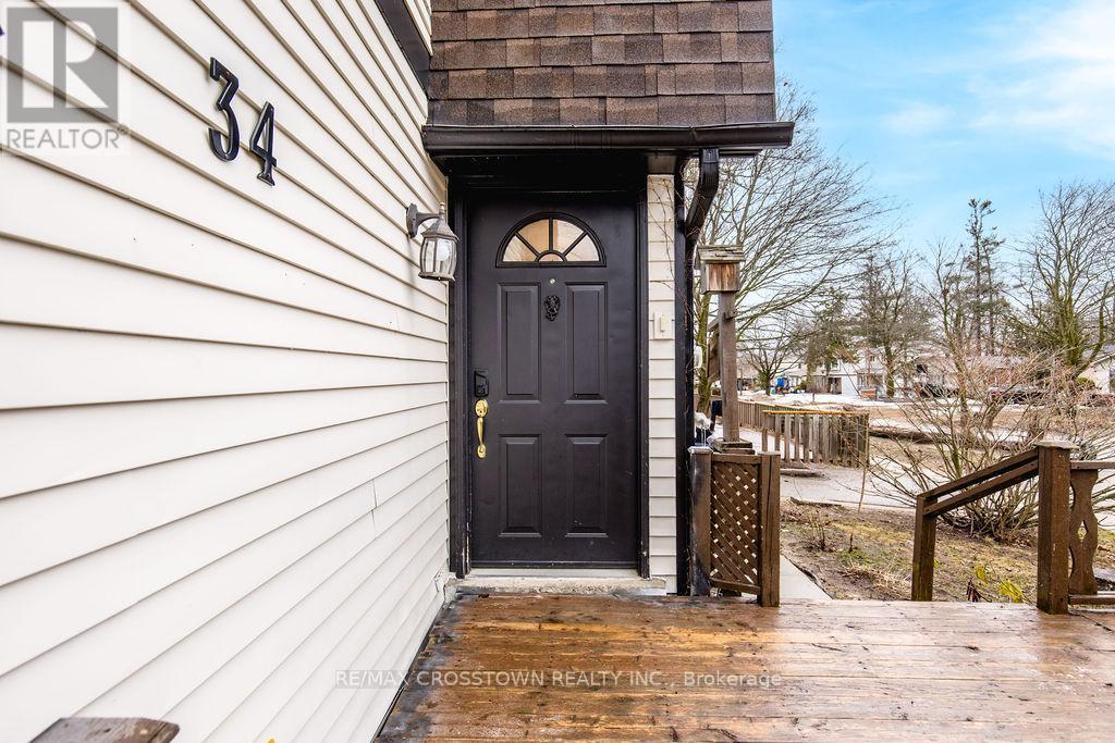 34 Kipling Place, Barrie, ON - Outdoor With Exterior