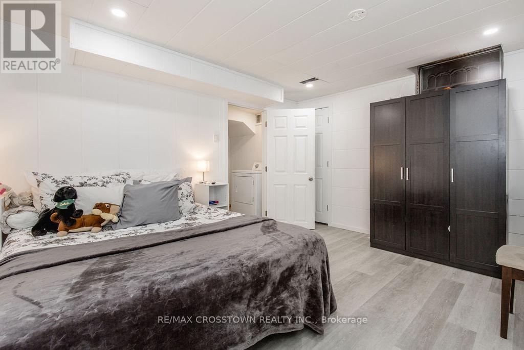 34 Kipling Place, Barrie, ON - Indoor