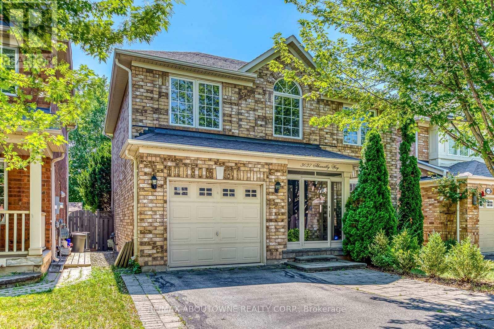 3037 Abernathy Way, Oakville, ON - Outdoor