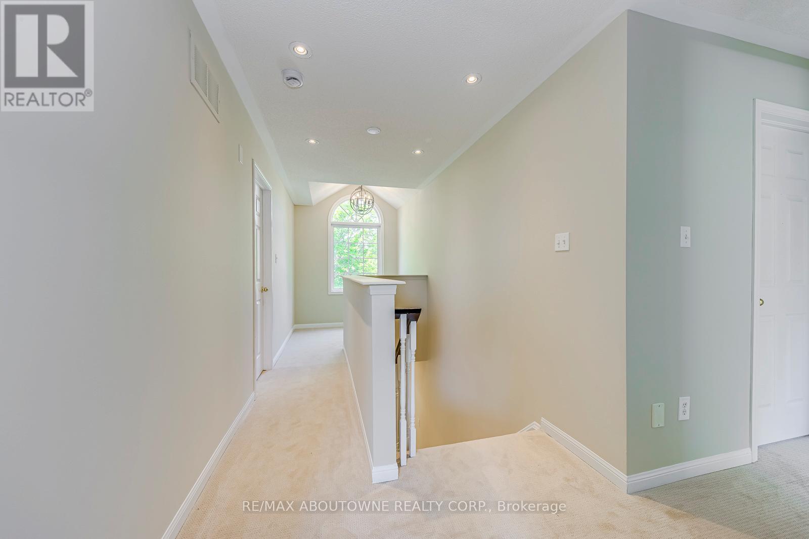 3037 Abernathy Way, Oakville, ON - Indoor Photo Showing Other Room