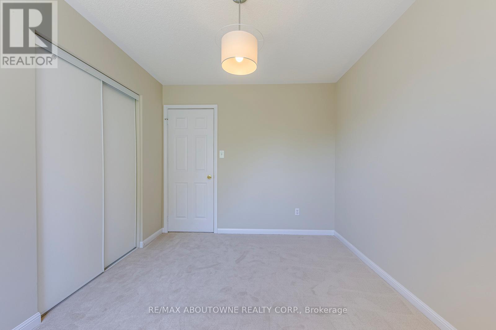 3037 Abernathy Way, Oakville, ON - Indoor Photo Showing Other Room