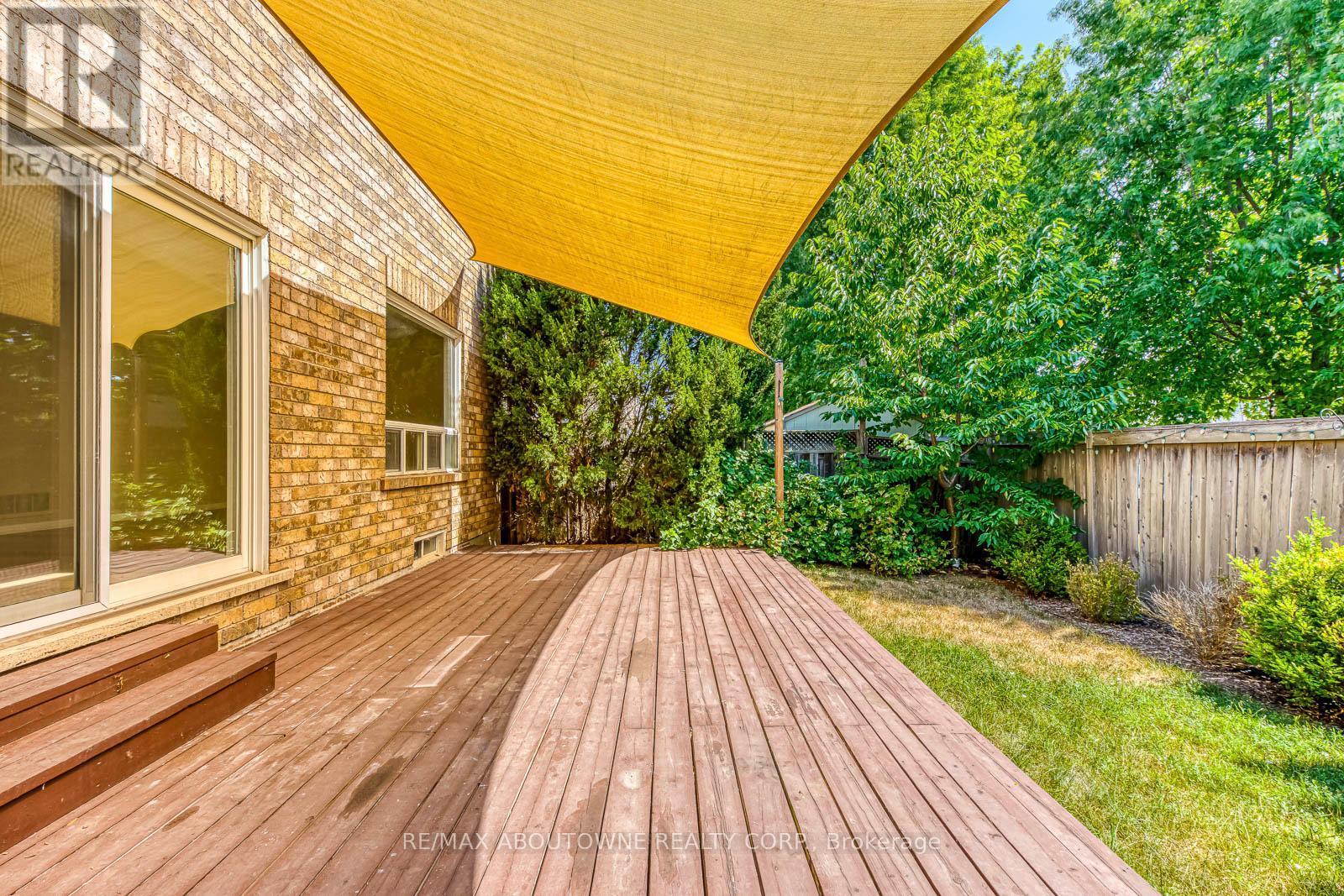 3037 Abernathy Way, Oakville, ON - Outdoor With Deck Patio Veranda