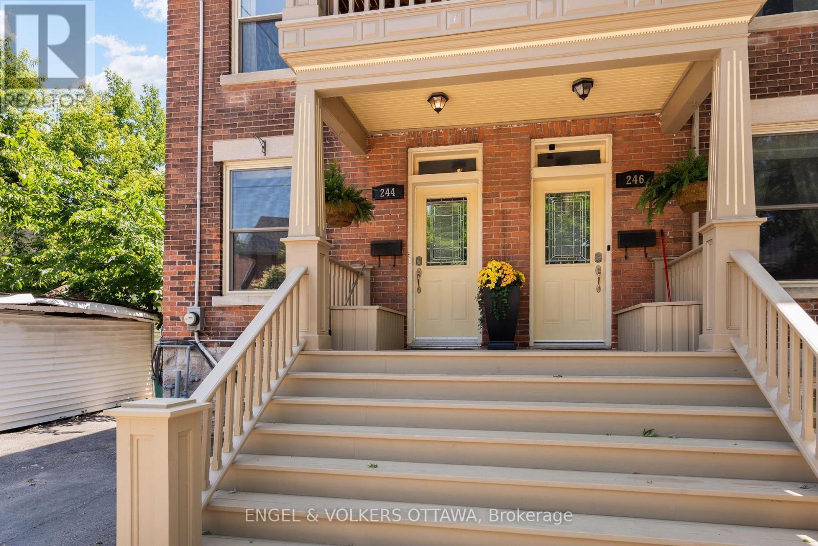 244 Flora Street, Ottawa, ON - Outdoor With Deck Patio Veranda