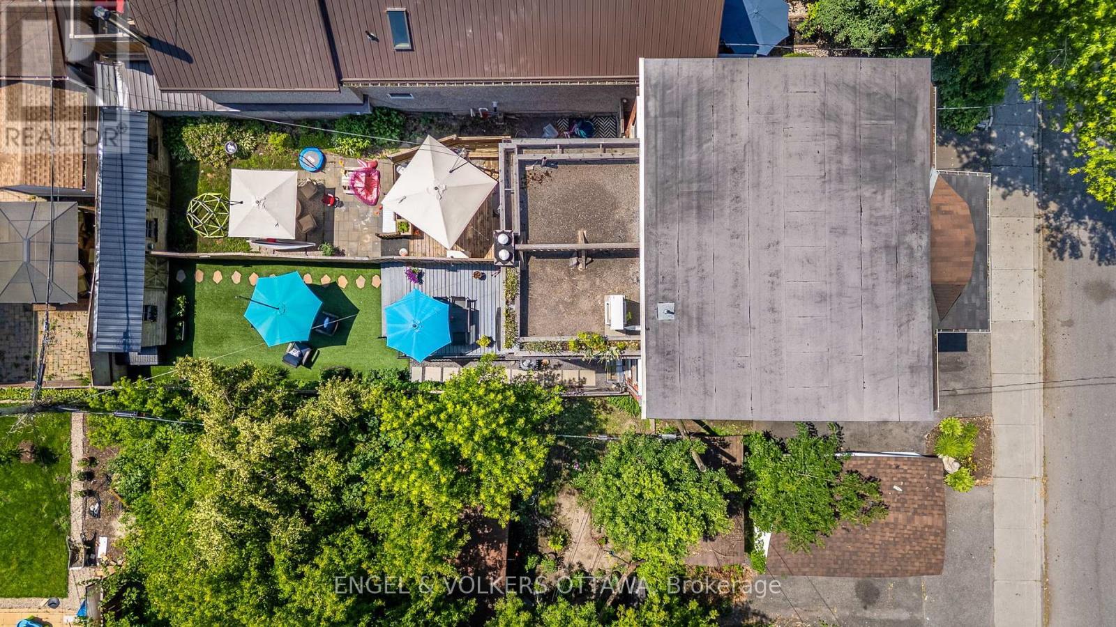 244 Flora Street, Ottawa, ON -