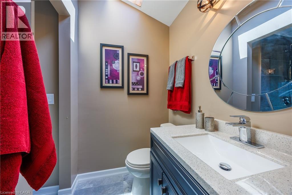 ensuite bathroom - 1285 Cockshutt Road, Simcoe, ON - Indoor Photo Showing Bathroom