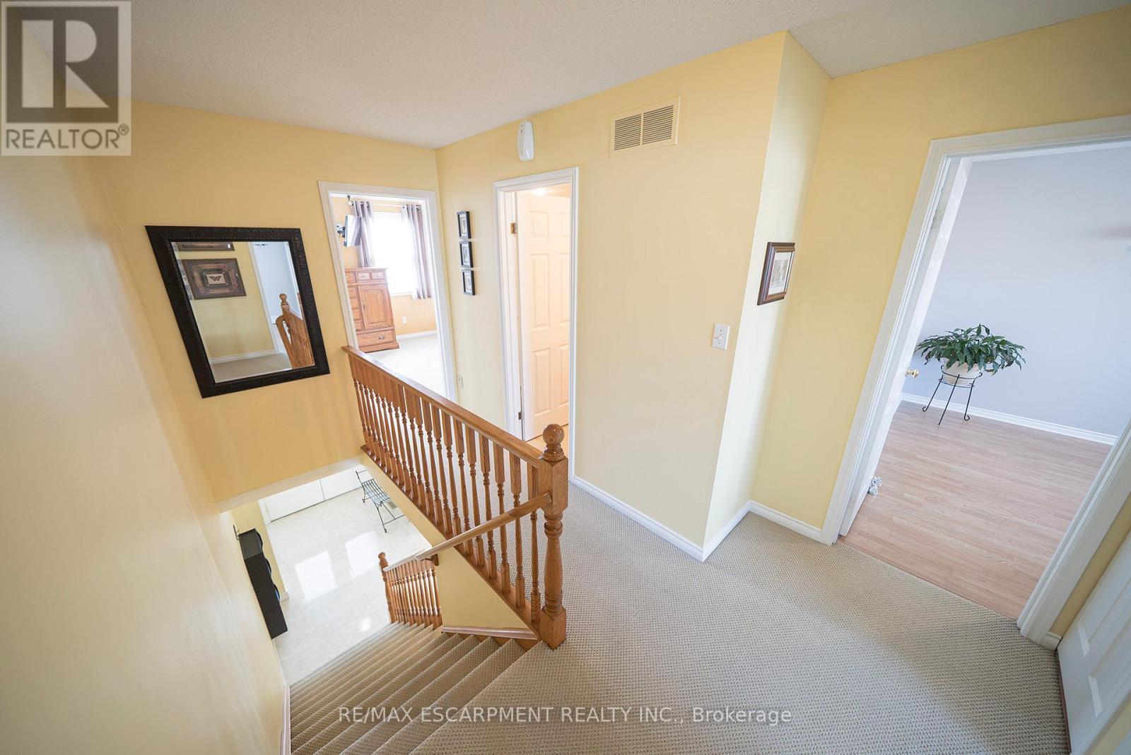 43 Flamingo Drive, Hamilton, ON - Indoor Photo Showing Other Room