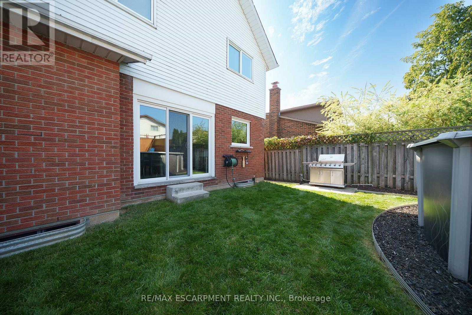 43 Flamingo Drive, Hamilton, ON - Outdoor With Exterior