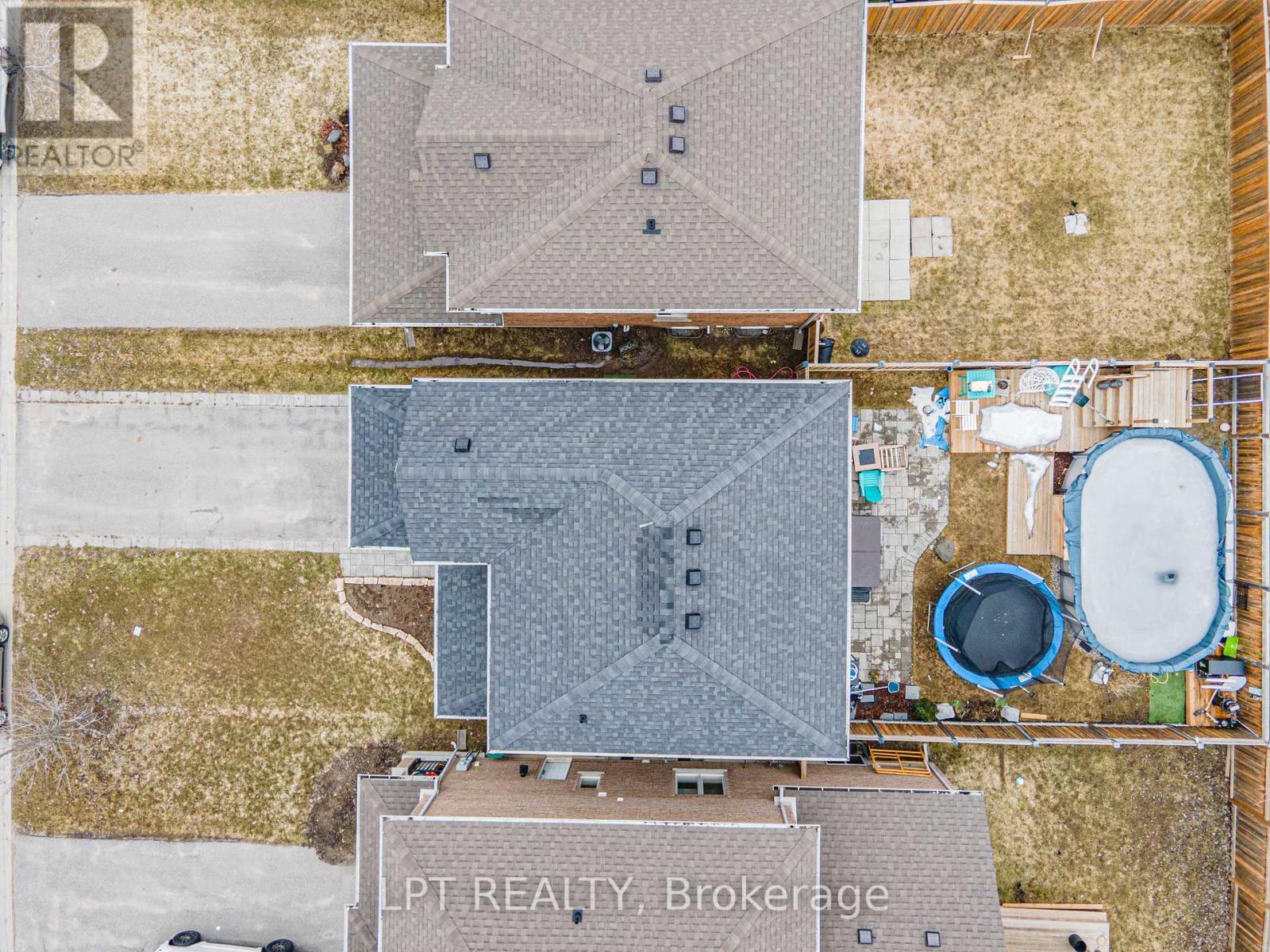 82 Nathan Crescent, Barrie, ON - Outdoor