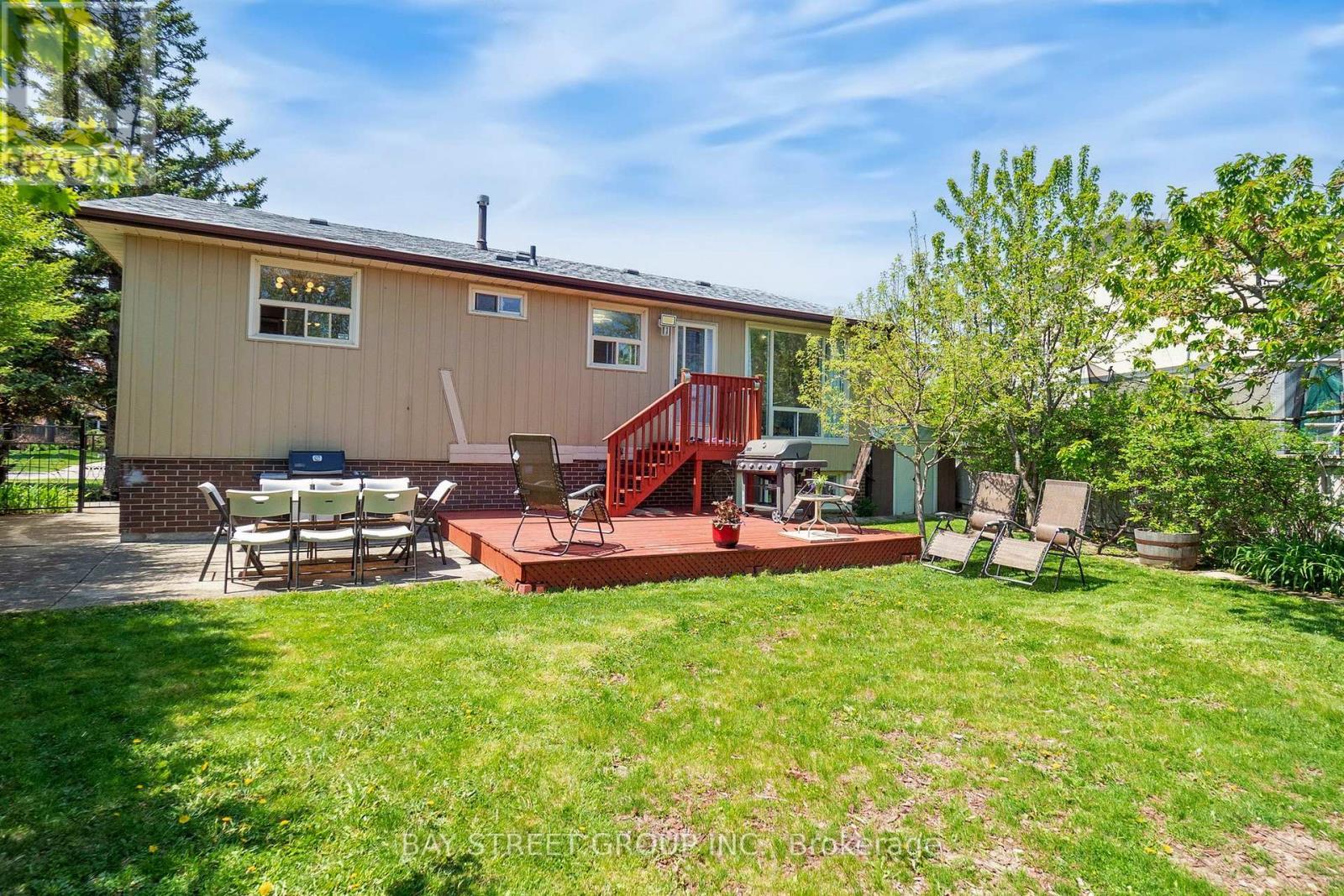 6119 Wabukayne Court, Mississauga, ON - Outdoor