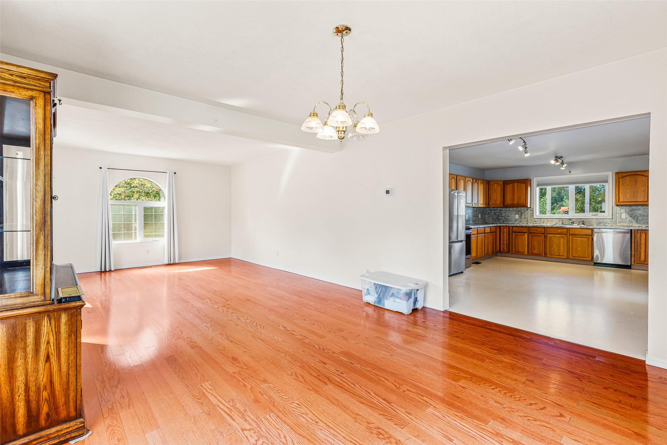 1117 15Th Avenue, Creston, BC - Indoor