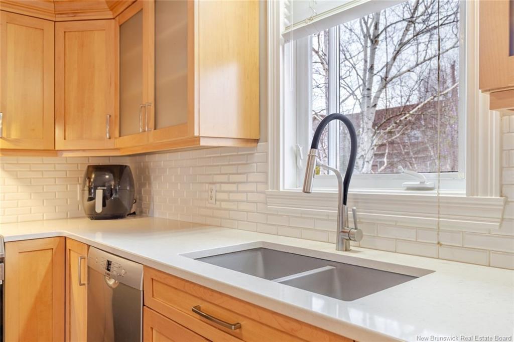 963 Forest Hill Rd, Fredericton, NB