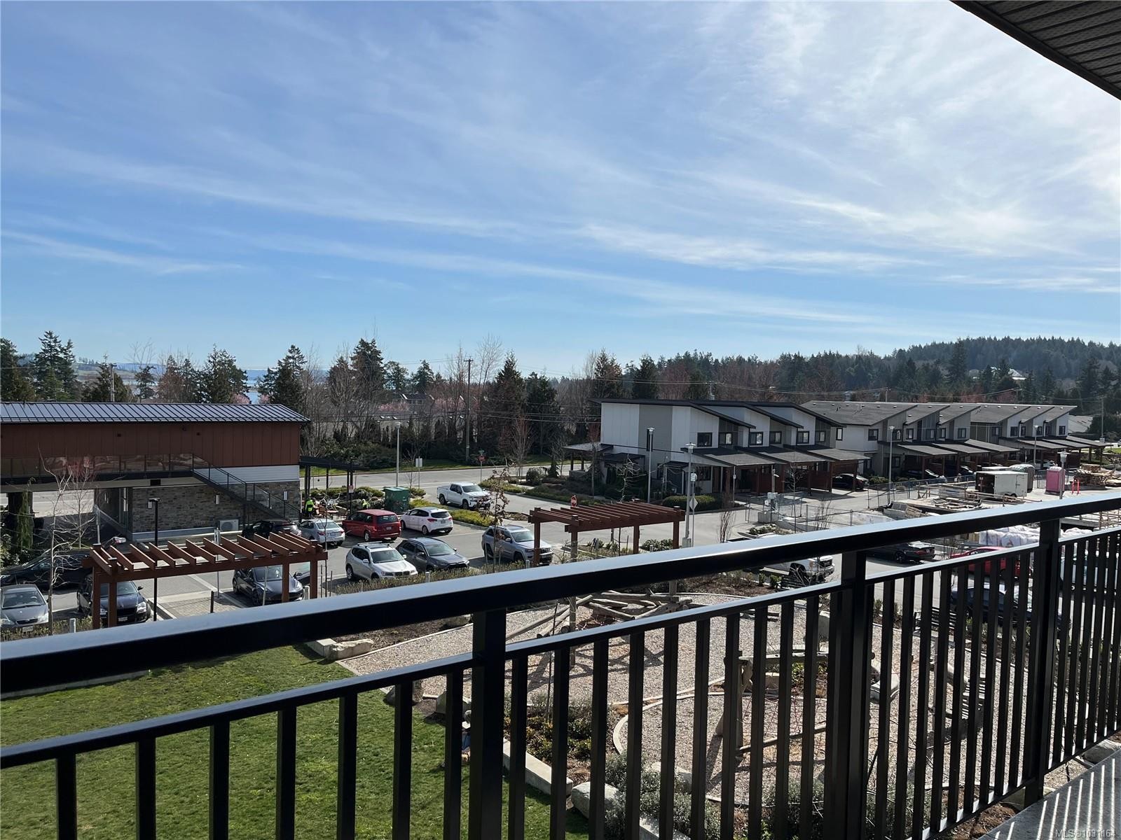 307-2500 Hackett Cres, Central Saanich, BC - Outdoor With Balcony