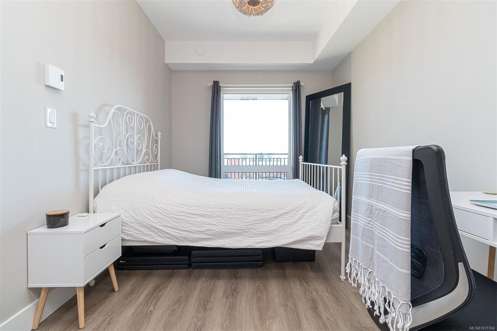 307-2500 Hackett Cres, Central Saanich, BC - Indoor Photo Showing Bedroom