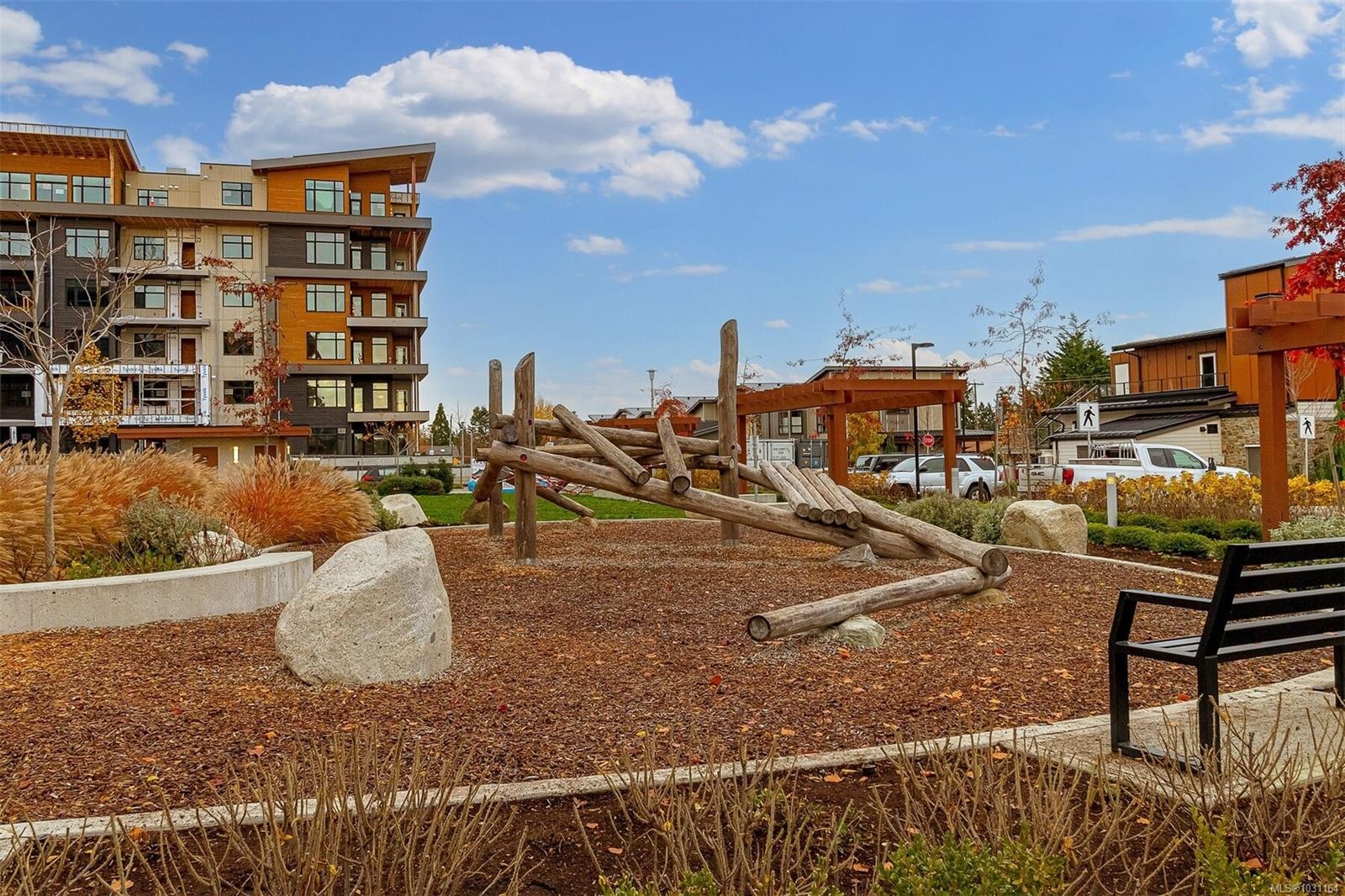 307-2500 Hackett Cres, Central Saanich, BC - Outdoor With Balcony