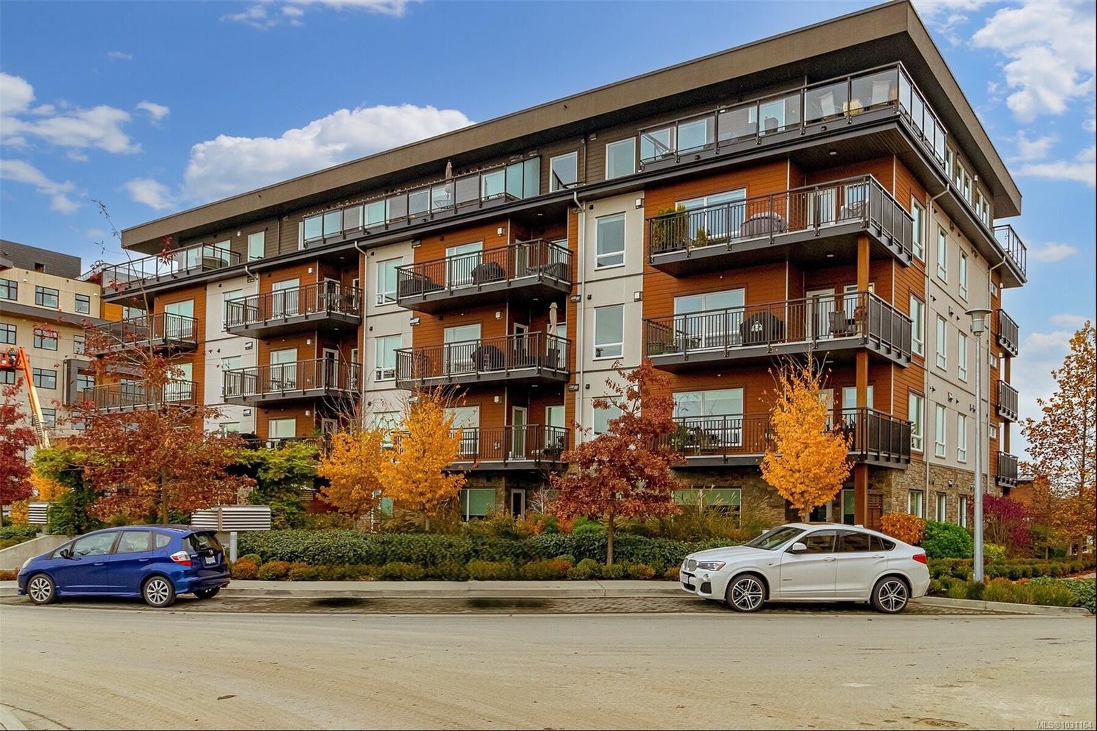 307-2500 Hackett Cres, Central Saanich, BC - Outdoor With Balcony With Facade