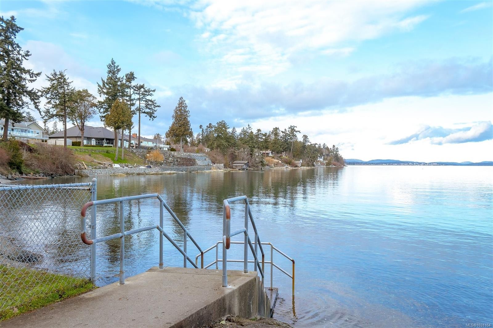 307-2500 Hackett Cres, Central Saanich, BC - Outdoor With Body Of Water With View