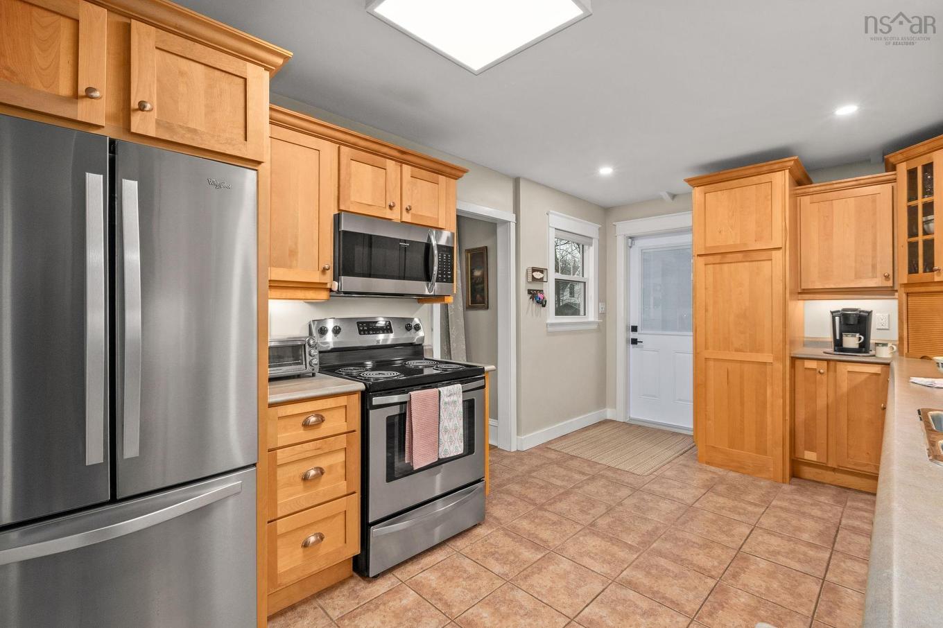 8 Eaton Avenue, Dartmouth, NS