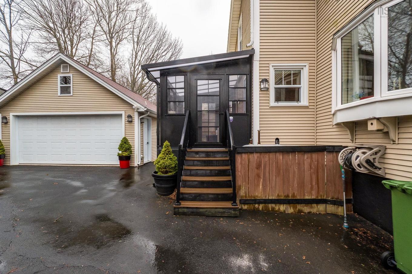 8 Eaton Avenue, Dartmouth, NS