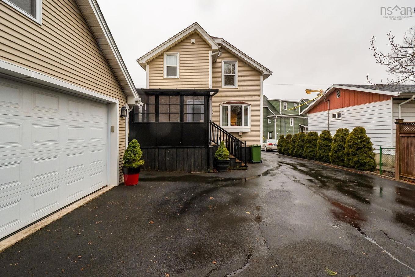 8 Eaton Avenue, Dartmouth, NS