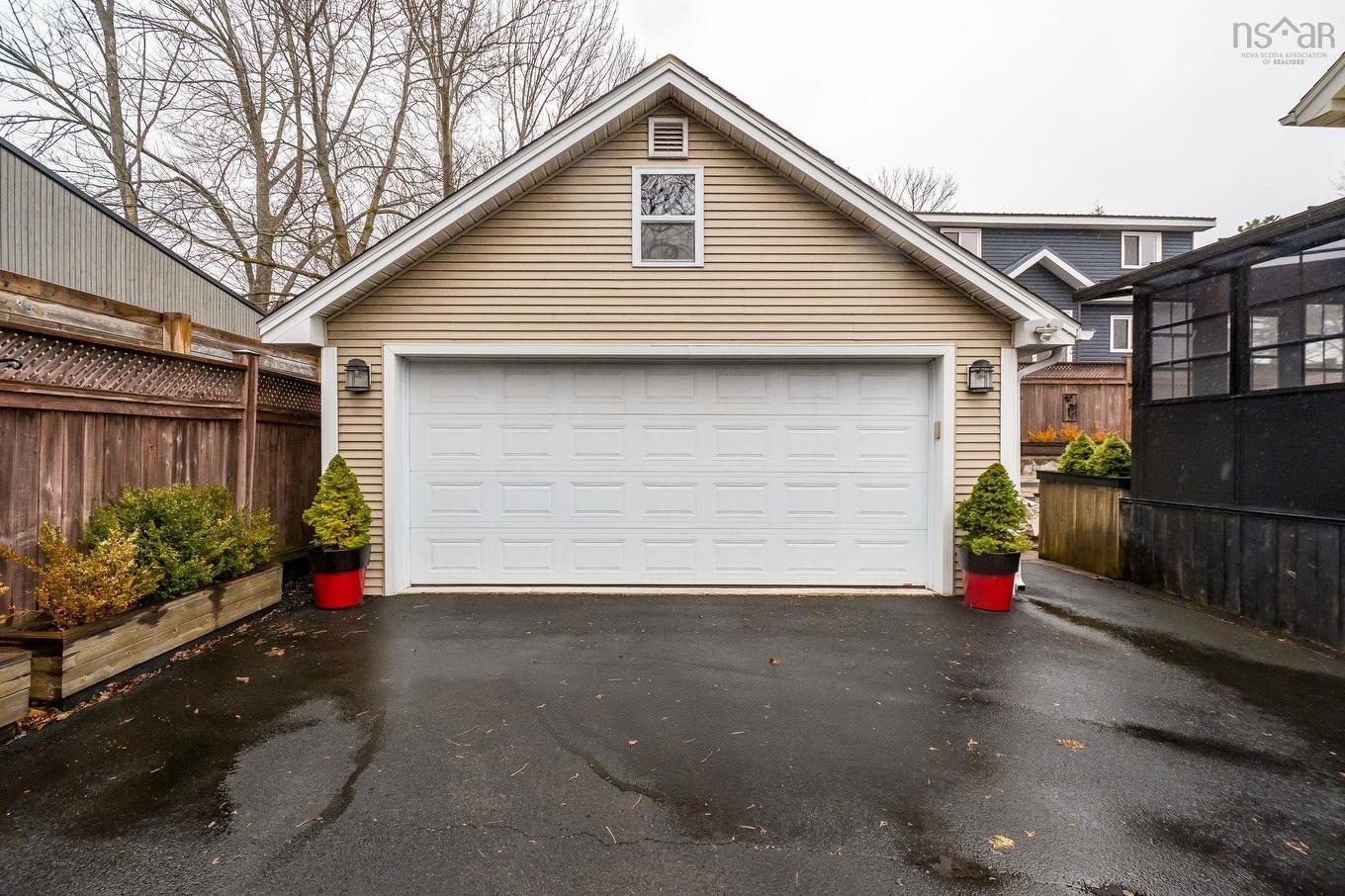 8 Eaton Avenue, Dartmouth, NS