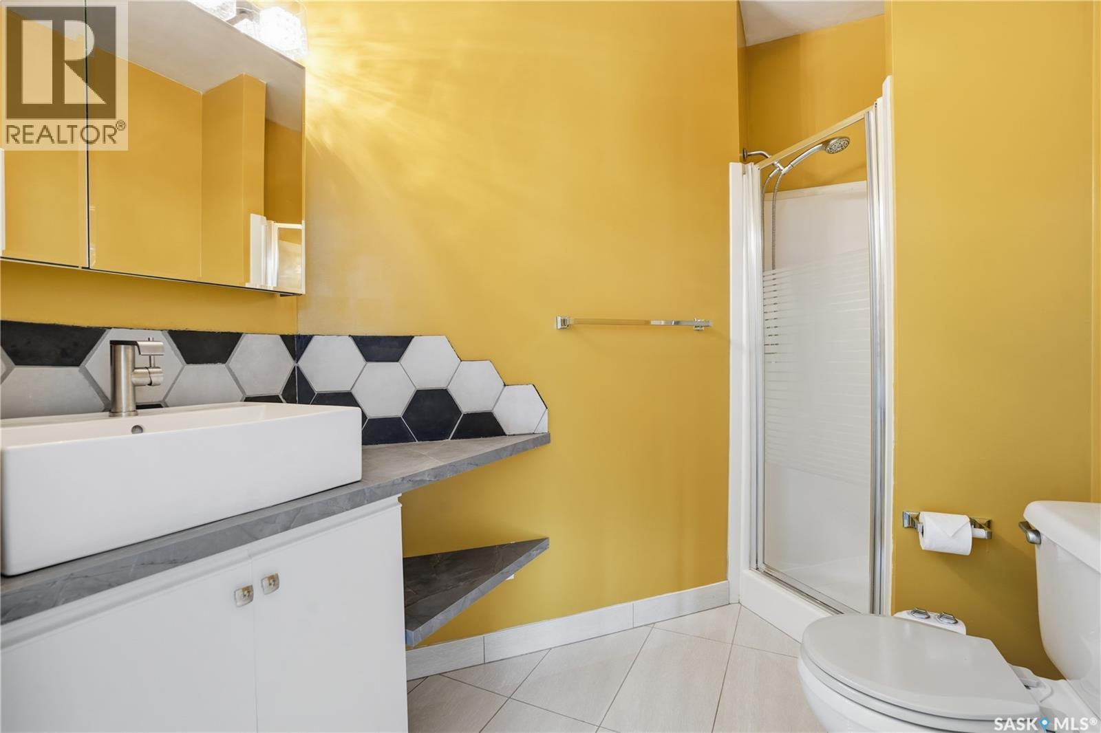 806 1867 Hamilton Street, Regina, SK - Indoor Photo Showing Bathroom