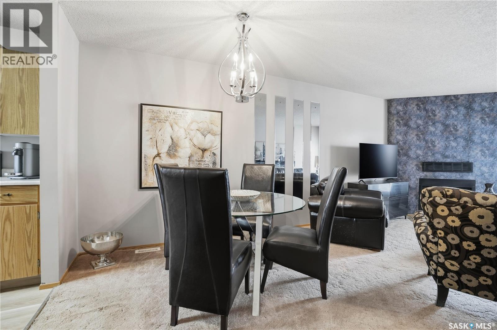 118 Cedar Meadow Drive, Regina, SK - Indoor Photo Showing Dining Room