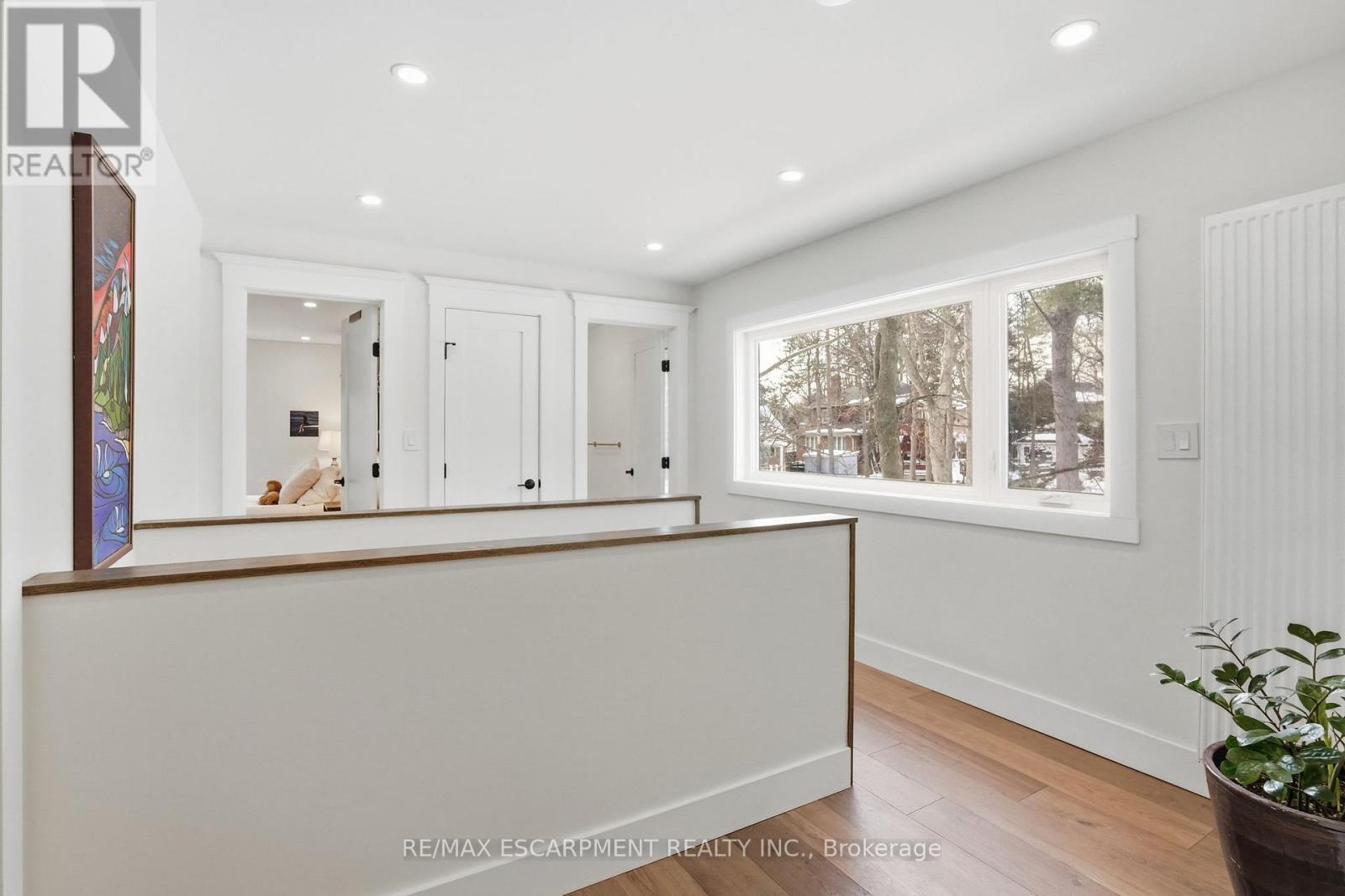 29 Pinewood Trail, Mississauga, ON - Indoor Photo Showing Other Room