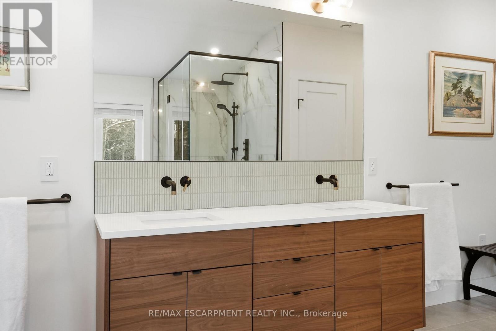 29 Pinewood Trail, Mississauga, ON - Indoor Photo Showing Bathroom