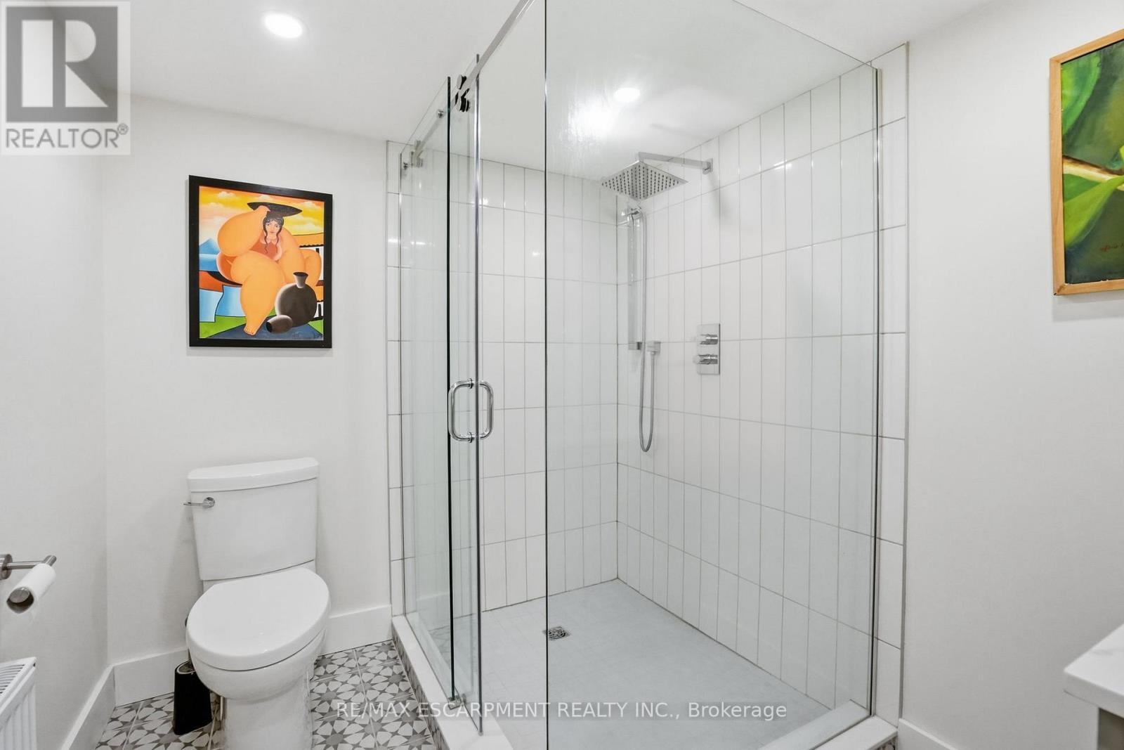 29 Pinewood Trail, Mississauga, ON - Indoor Photo Showing Bathroom