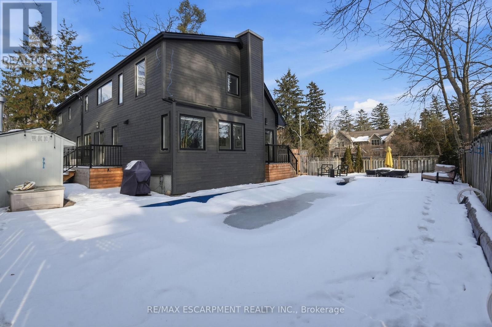 29 Pinewood Trail, Mississauga, ON - Outdoor