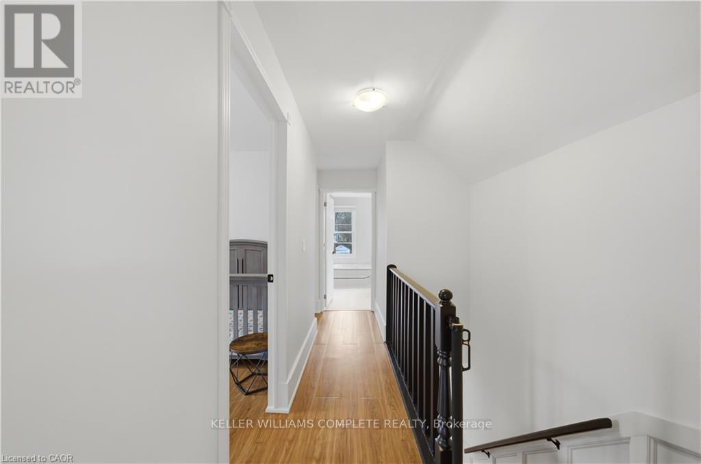 191 Bell Avenue, Hamilton, ON - Indoor Photo Showing Other Room