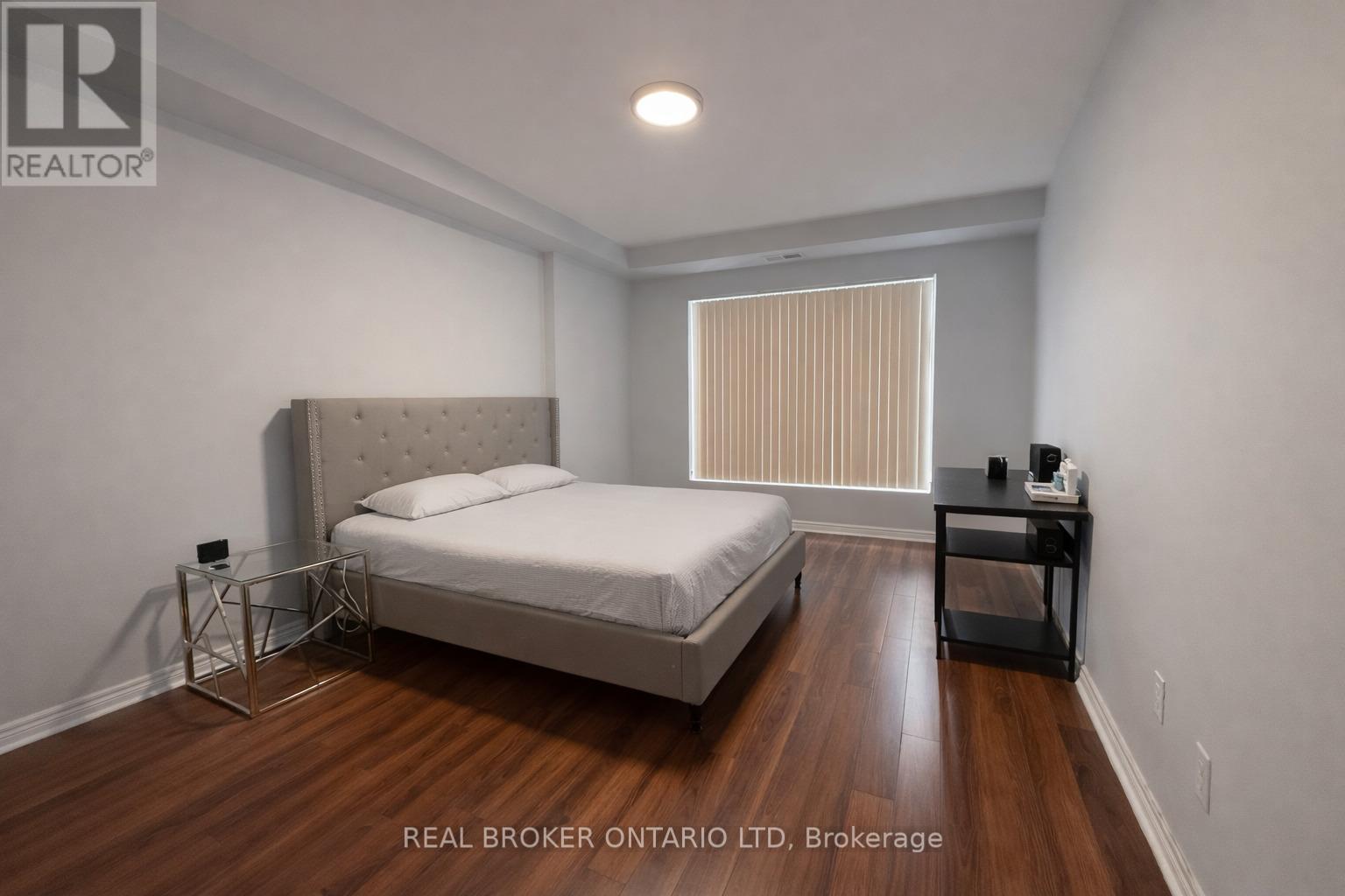 1102 - 1030 Coronation Drive, London North (North I), ON - Indoor Photo Showing Bedroom