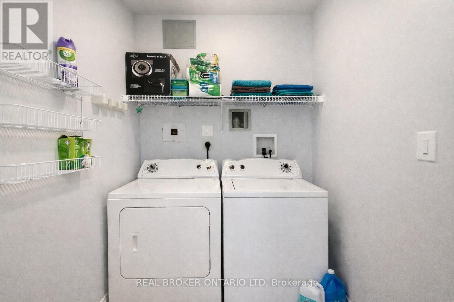 1102 - 1030 Coronation Drive, London North (North I), ON - Indoor Photo Showing Laundry Room