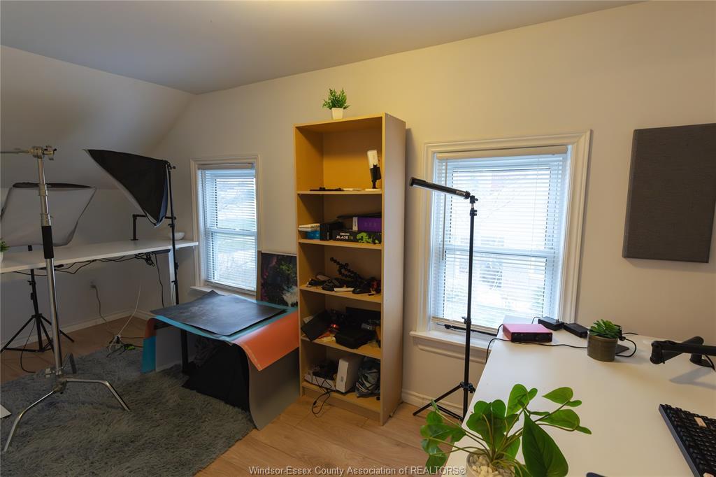 21 Clark, Leamington, ON