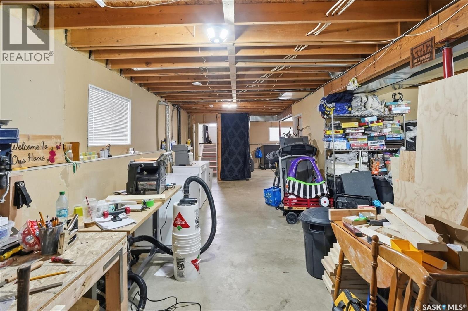 114 - 116 Barber Crescent, Saskatoon, SK - Indoor Photo Showing Basement