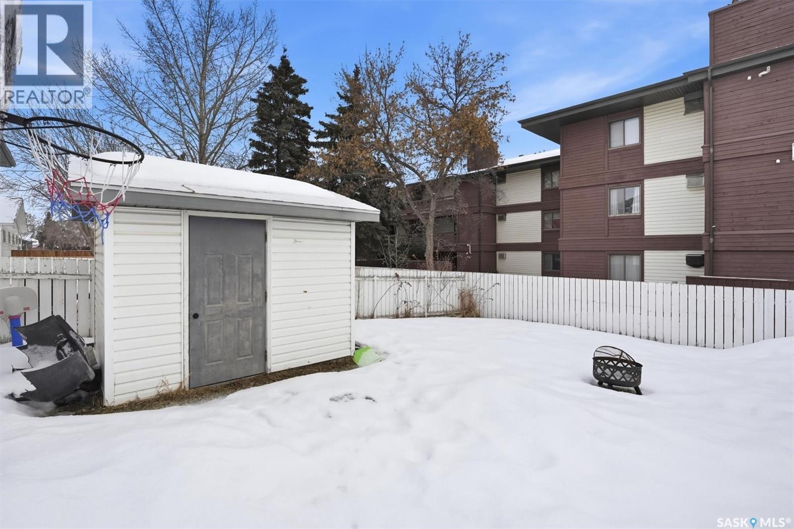 114 - 116 Barber Crescent, Saskatoon, SK - Outdoor With Exterior