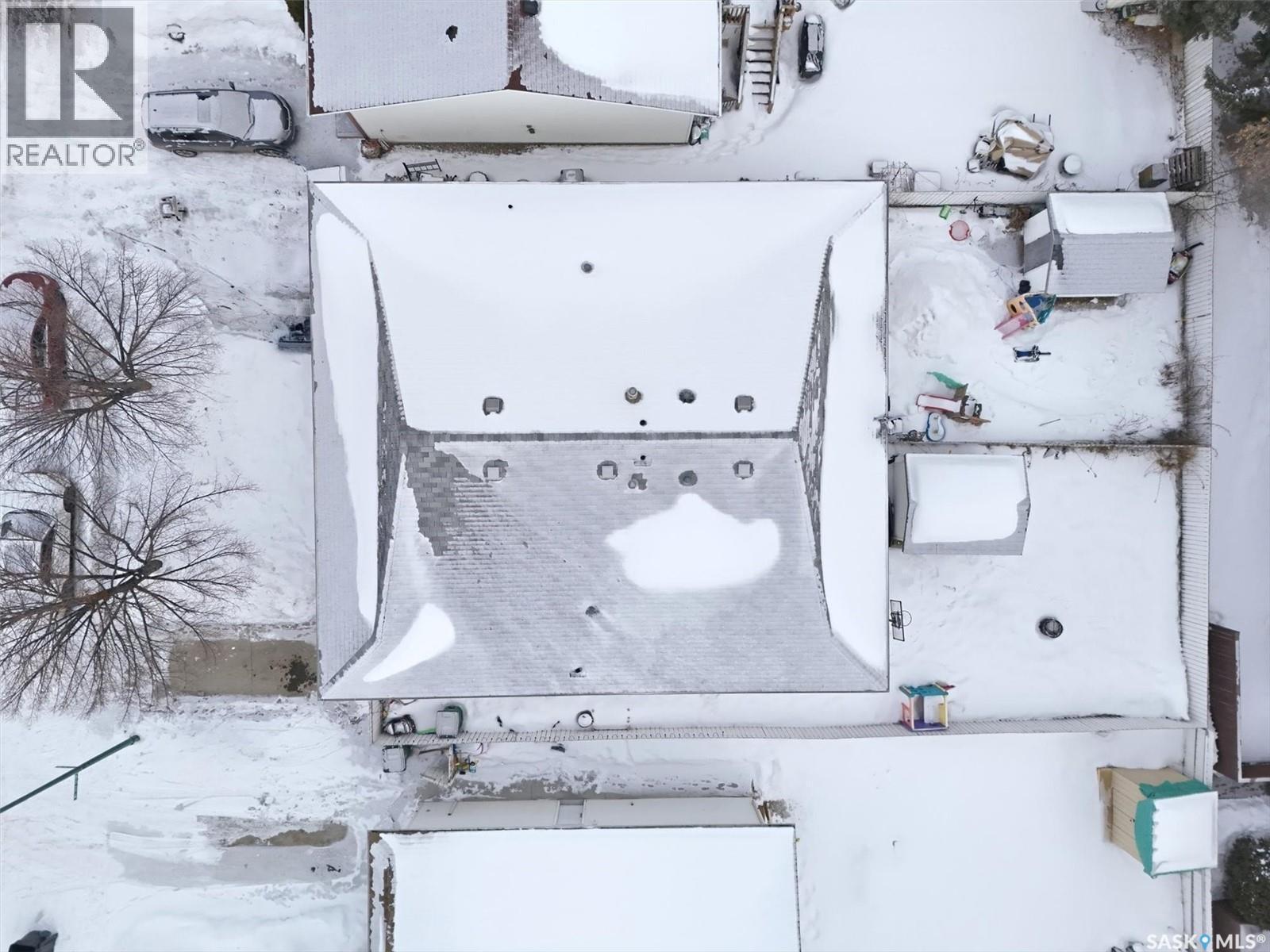 114 - 116 Barber Crescent, Saskatoon, SK - Outdoor