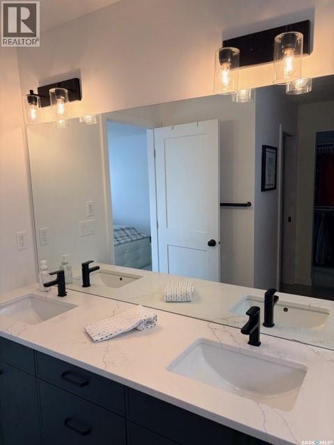 351 Aniskotaw Bend, Saskatoon, SK - Indoor Photo Showing Bathroom