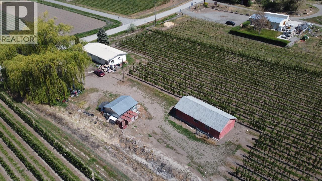 696 Lowe Drive, Cawston, BC
