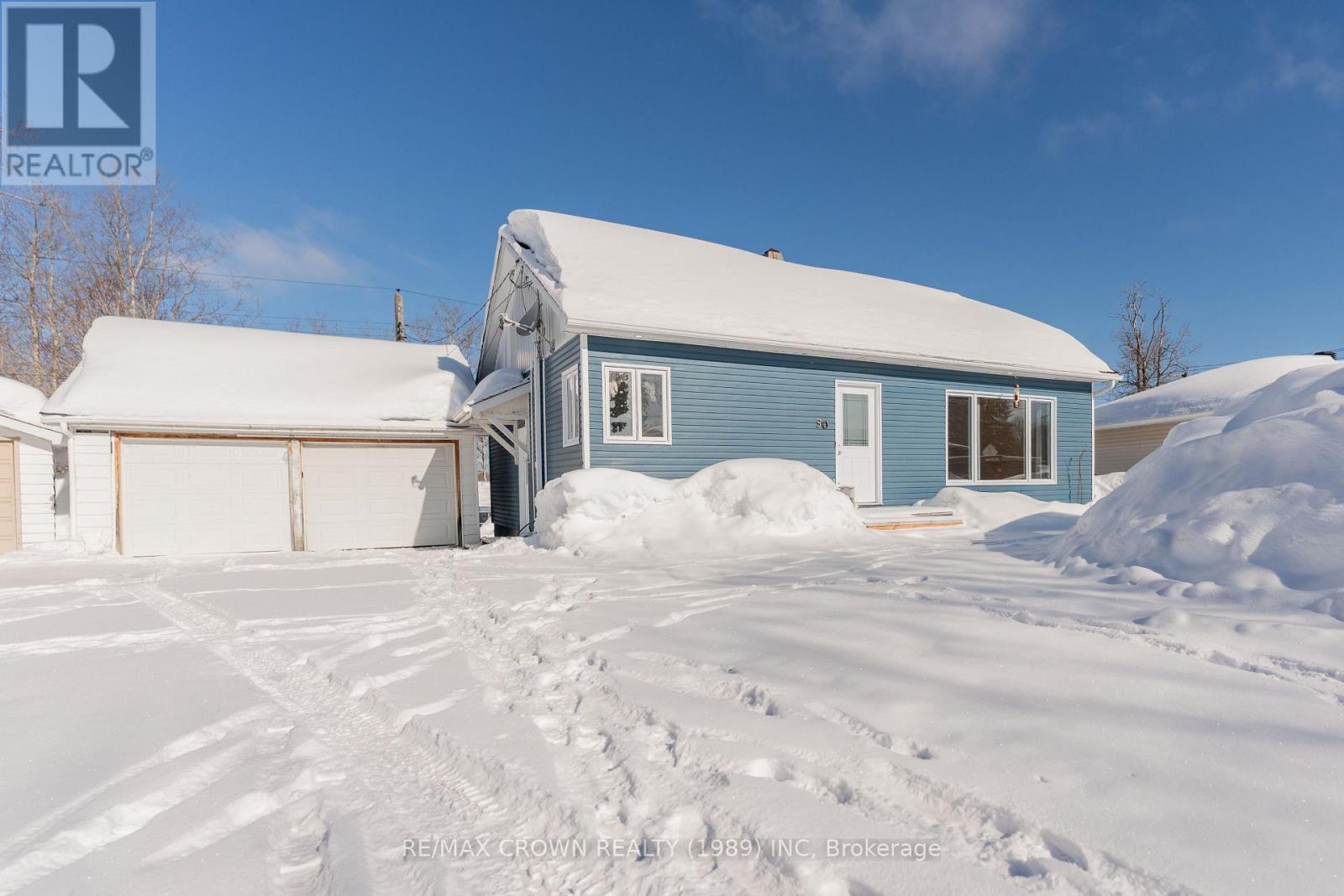 30 Pine Crescent, Kapuskasing, ON - Outdoor
